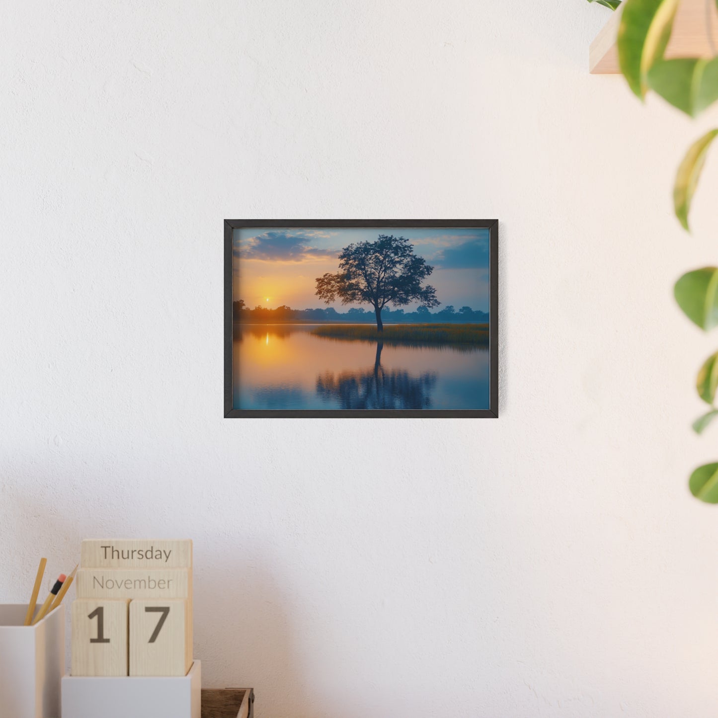 Poster cu rama din lemn - Peisaj linistit apus de soare Art
